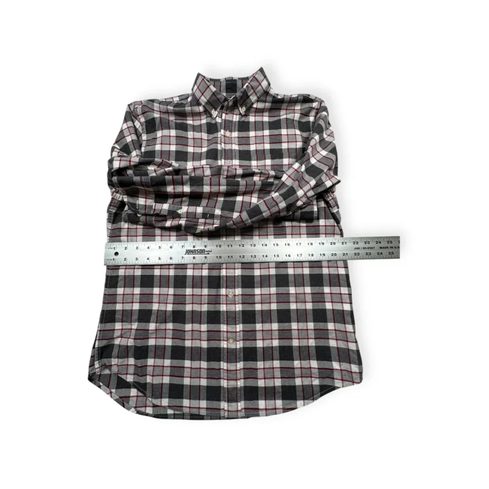 Banana Republic 's Camden‎ Fit Shirt - Red, White, and Black Long Sleeve Size M